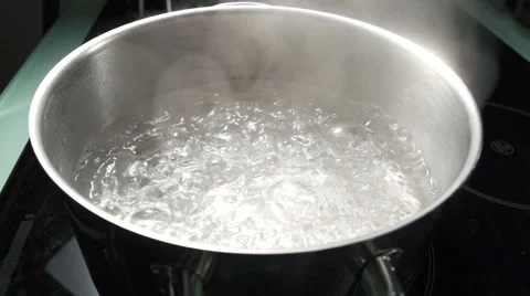 Water boiling slow motion Stock Footage 49558636