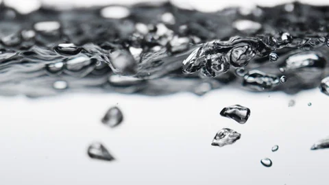 Water boils. Bubbles on the surface of the water. Video stock 90883651