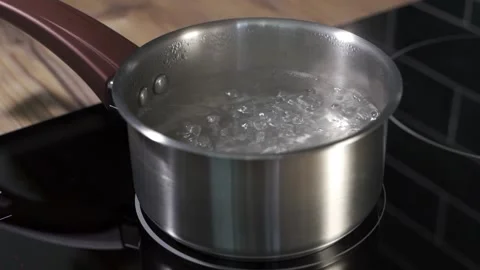 Water boils in a pan. 動画素材 131162907