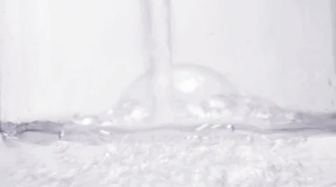 Water with bubbles 库存影片 35909265