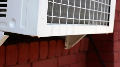 Water dripping from air conditioner 스톡 동영상 8296740