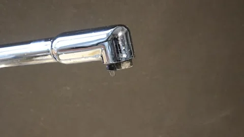 Water dripping fast from tap Video stock 150232171