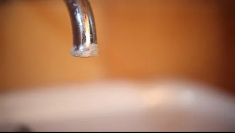 Water dripping Stock Footage 7754443