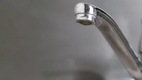 Water Dripping From a Tap 스톡 동영상 82632626