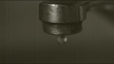 Water drips from the tap Video stock 86738462