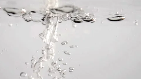 Water droplets captured in slow motion Stock-Footage 307657300