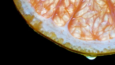 Water Dropping On An grapefruit Slices 库存影片 97292960