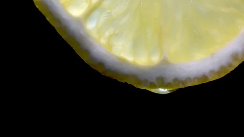 Water Dropping On A Lemon Slices Video stock 97292423