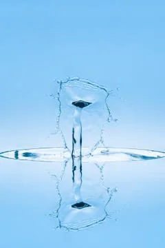 Water drops splash Stockfoto's