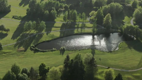 Water feature on golf course Stock Footage 154655078