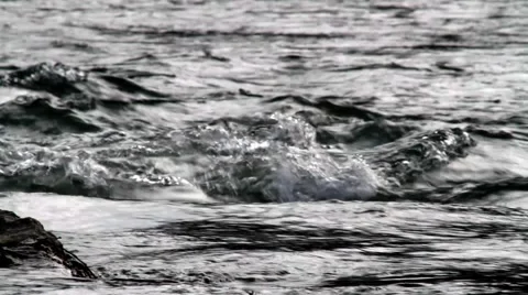 Water Flow 2 스톡 동영상 1106337