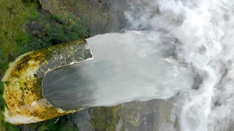 Water flow 스톡 동영상 242269961