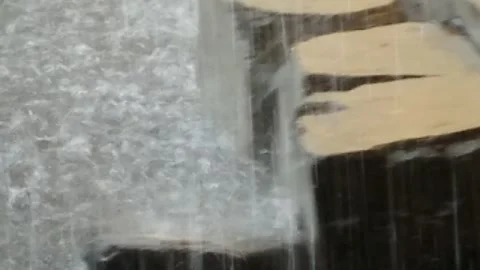 Water flow on raining 库存影片 322092511