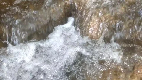 Water Flow in a Rocky River Vídeos de archivo 334638969