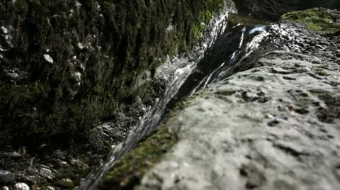 Water flow on stone Video stock 10847739