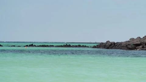 Water flowing into the ocean Video stock 310345793