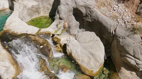 Water flows, fall, in mountain river, stone gorge 스톡 동영상 163895000