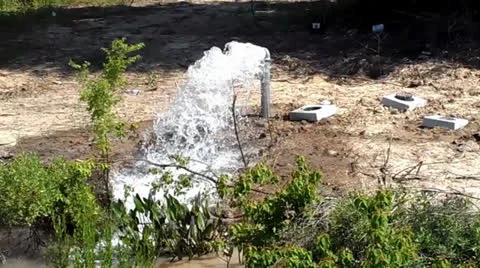 Water gushing from pipe Video stock 25843205
