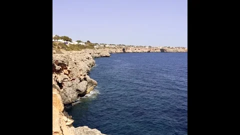 Water hitting the rocks Stock Footage 272831179