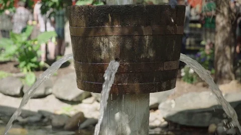 Water leaking from bucket 4k 스톡 동영상 76816237