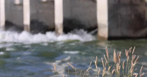 Water in motion at a dam 库存影片 247448321