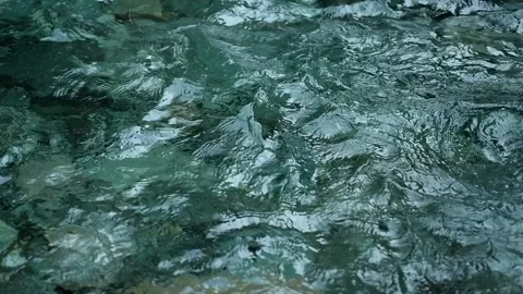 Water of a mountain river in slow motion Video stock 160728345