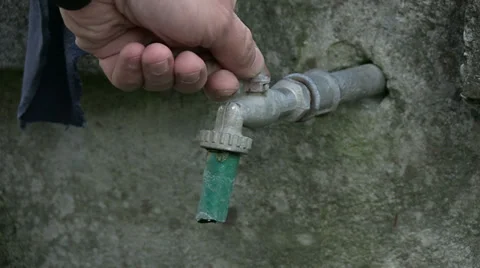 Water pipe Stock Footage 36524404