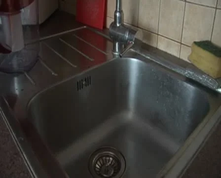 Water is poured into the filter Vidéo 8837086