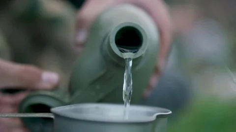 Water pouring from bottle Video stock 77015831