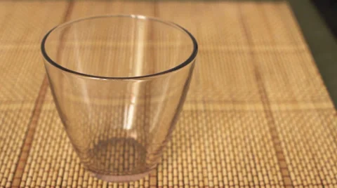 Water pouring Video stock 36951833