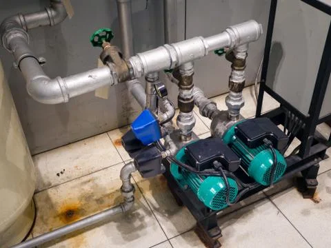 Water pump booster system panel for piping Stock-Fotos