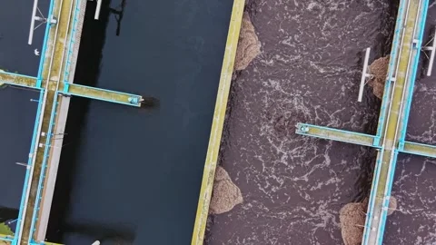 Water purification process at a plant showing different stages of treatment Vídeos de archivo 337392219