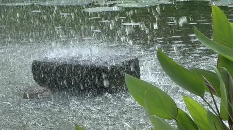 Water on rock Stock Footage 10911280