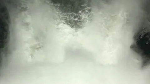 Water running down cleveland dam north vancouver bc canada 스톡 동영상 10920924