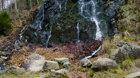 Water Running Down Stonewall 動画素材 63216094