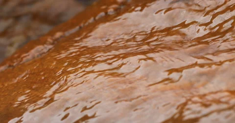 Water Runs on a Stone Vídeo Stock 335669180