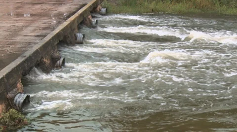 Water rushing during flood Stock Footage 31901862