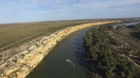 Water Skiing River Murray Видео 51239763