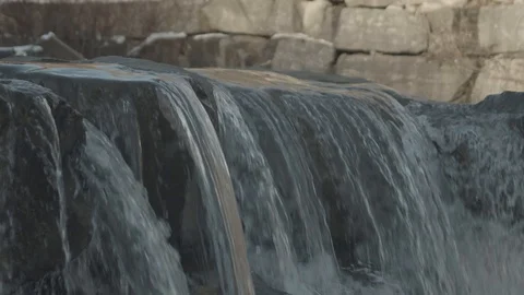 Water in slow motion. Close up. 库存影片 127079951