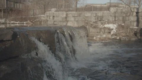Water in slow motion. 库存影片 127080081