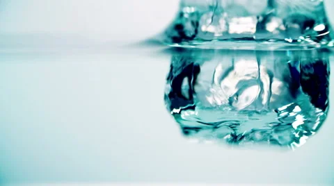 Water Splashing Видео 51631821