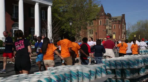 Water stop for 10k runners EDITORIAL USE ONLY Video stock 22656782
