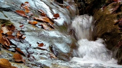 Water stream 01 hd Stock-Footage 998618