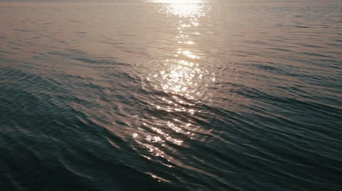 Water surface glare from the sun at sunset 库存影片 41717384