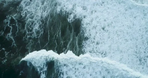 Water Surface With Intense Foam] The Concept of Abstract Beauty 库存影片 331984409