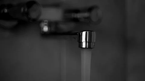 Water tap Vídeo Stock 34406372