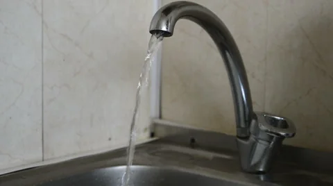 Water from the tap 動画素材 48931285