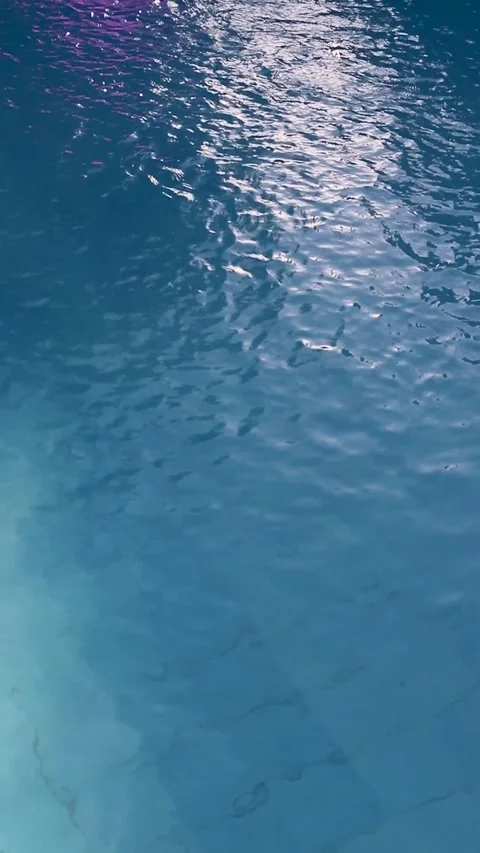 Water in te pool Video stock 281407478