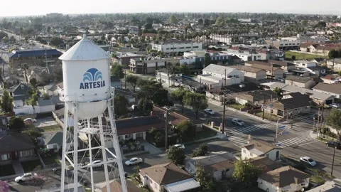 Water Tower On The Third Vídeo Stock 208415035