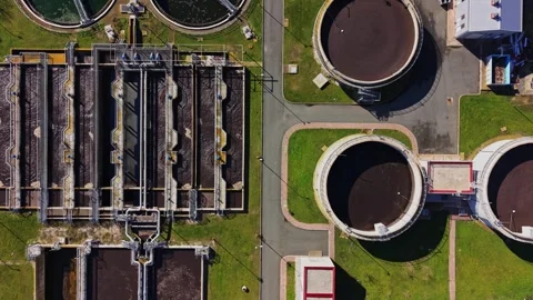 Water treatment facility layout showing tanks and machinery Stock-Footage 337939968